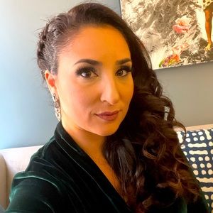 Meet your Posher, Cristina